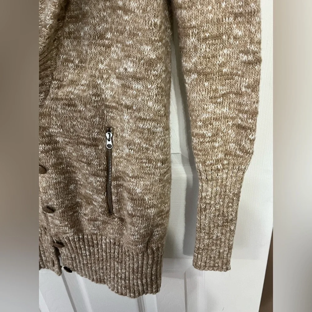 J. Crew Sweater Women’s Size XS Tan